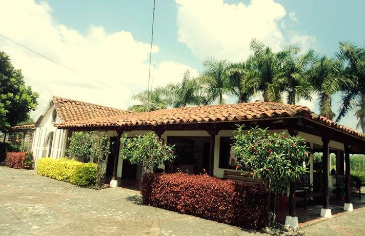Hacienda El Eden Resort Santa Elena  エクステリア 写真